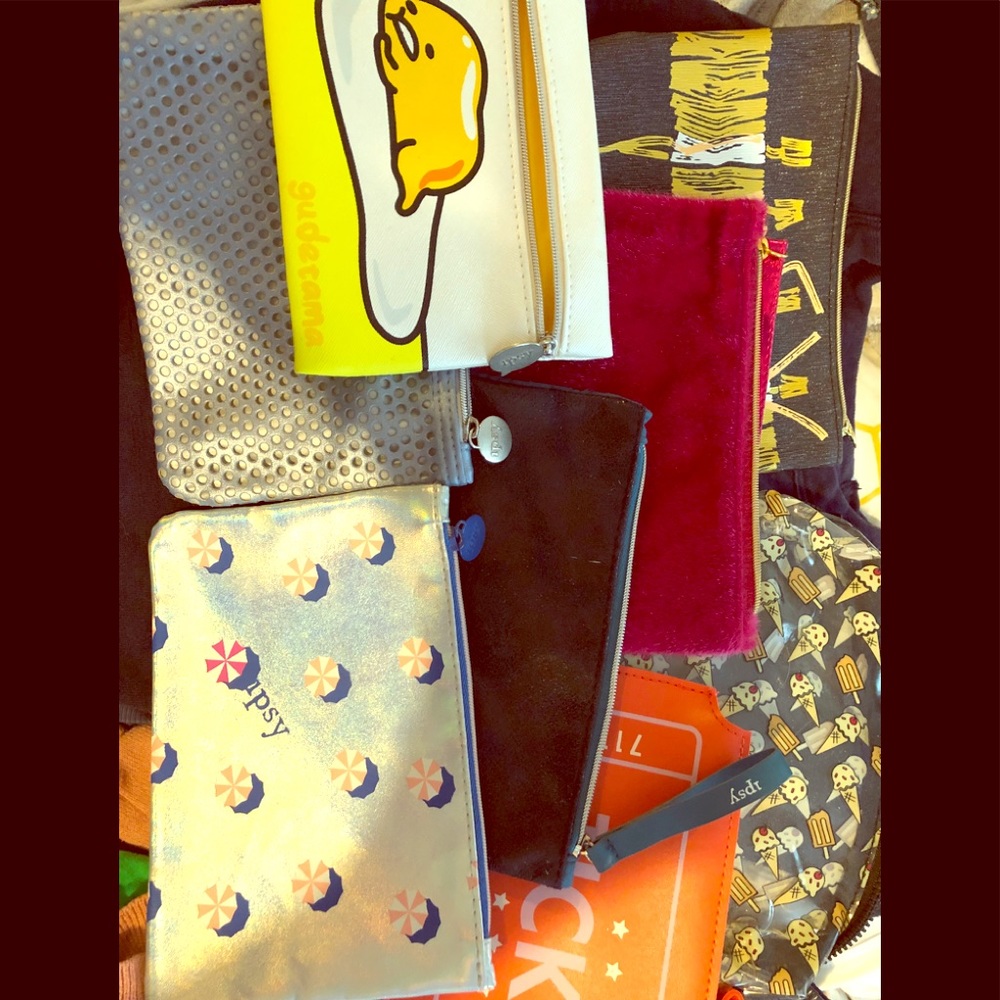 Makeup Bag Bundle. - image 1